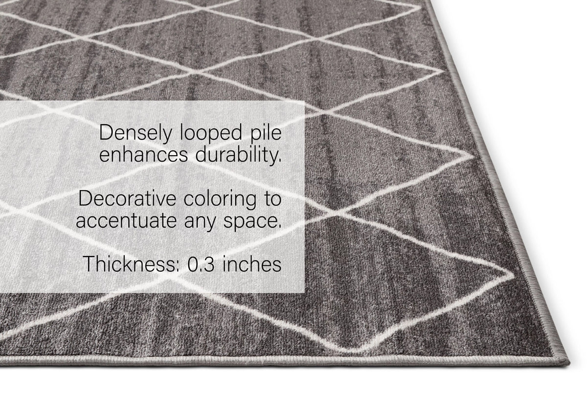 Grey Diamond Lattice Print Indoor Outdoor Area Rug B33242