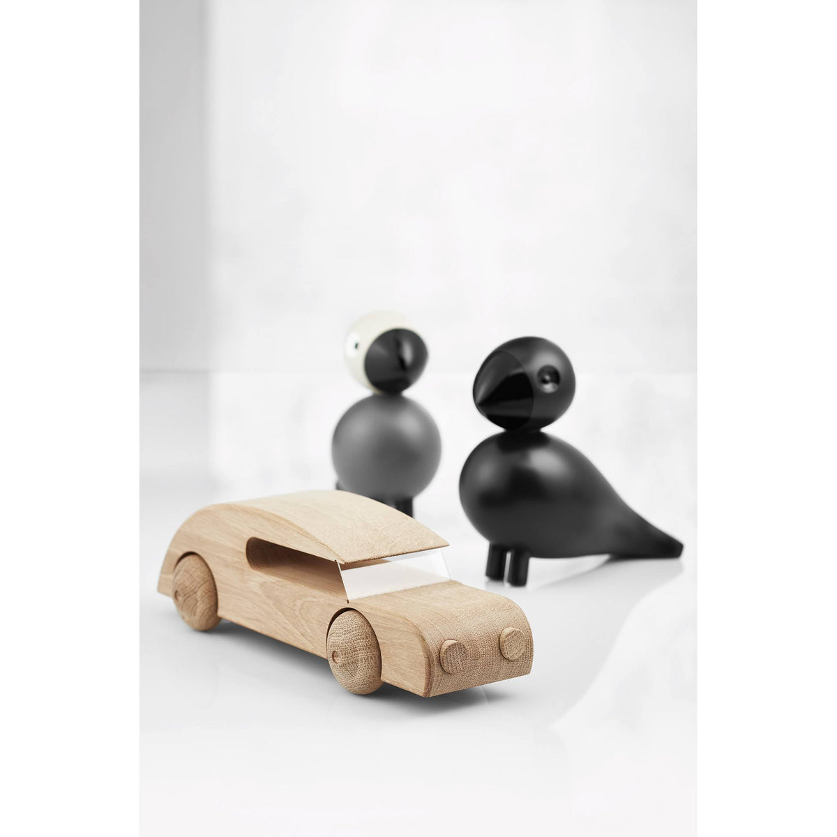 Natural Oak Automobile Sedan U770