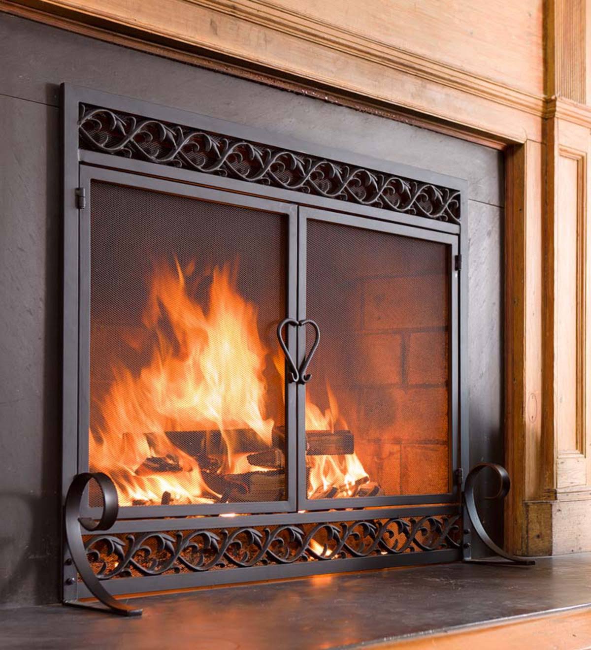 Cast Iron Fireplace Fire Screen with Doors X422
