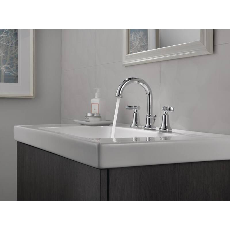 2-Handle Widespread Bathroom Faucet in Chrome A820182
