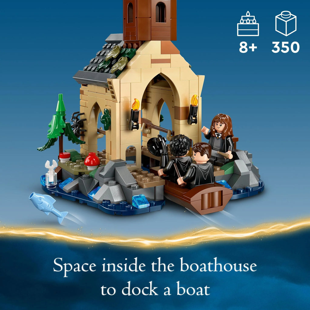 Harry Potter Hogwarts Castle Boathouse Toy with 2 Buildable Boats and 5 Minifigures O675880