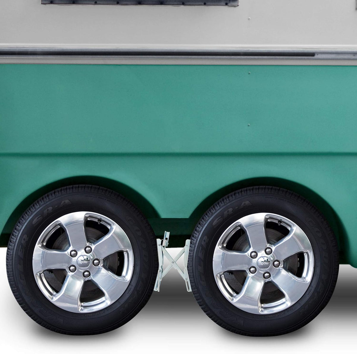 Wheel Stabilizer Tire-Stop for Dual Axle Vehicles, Set of 2 U7673
