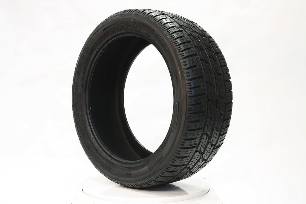 295/40R21 XL 111V Tire P475