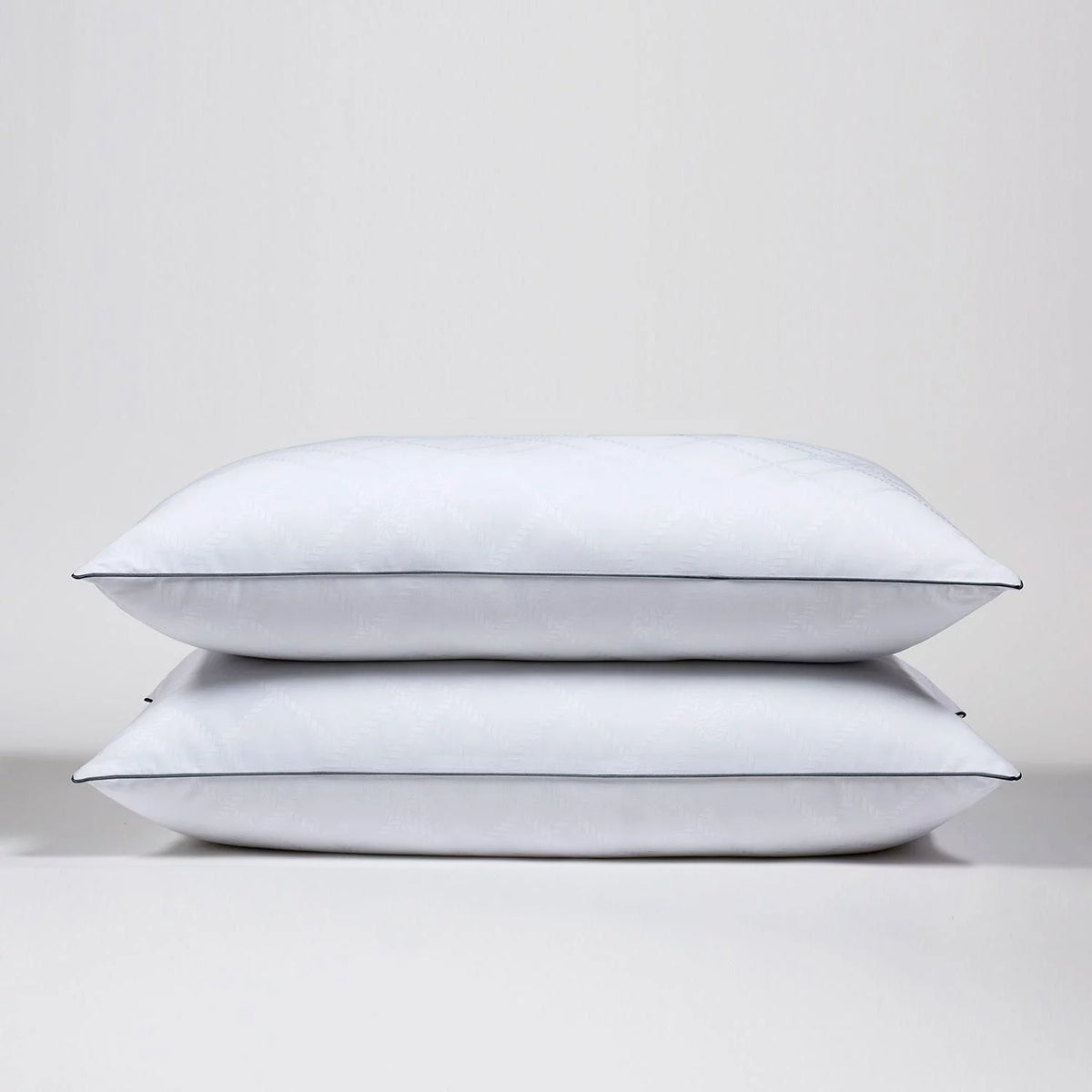 Bed Pillow, 2 Pack Standard Queen Size B9794