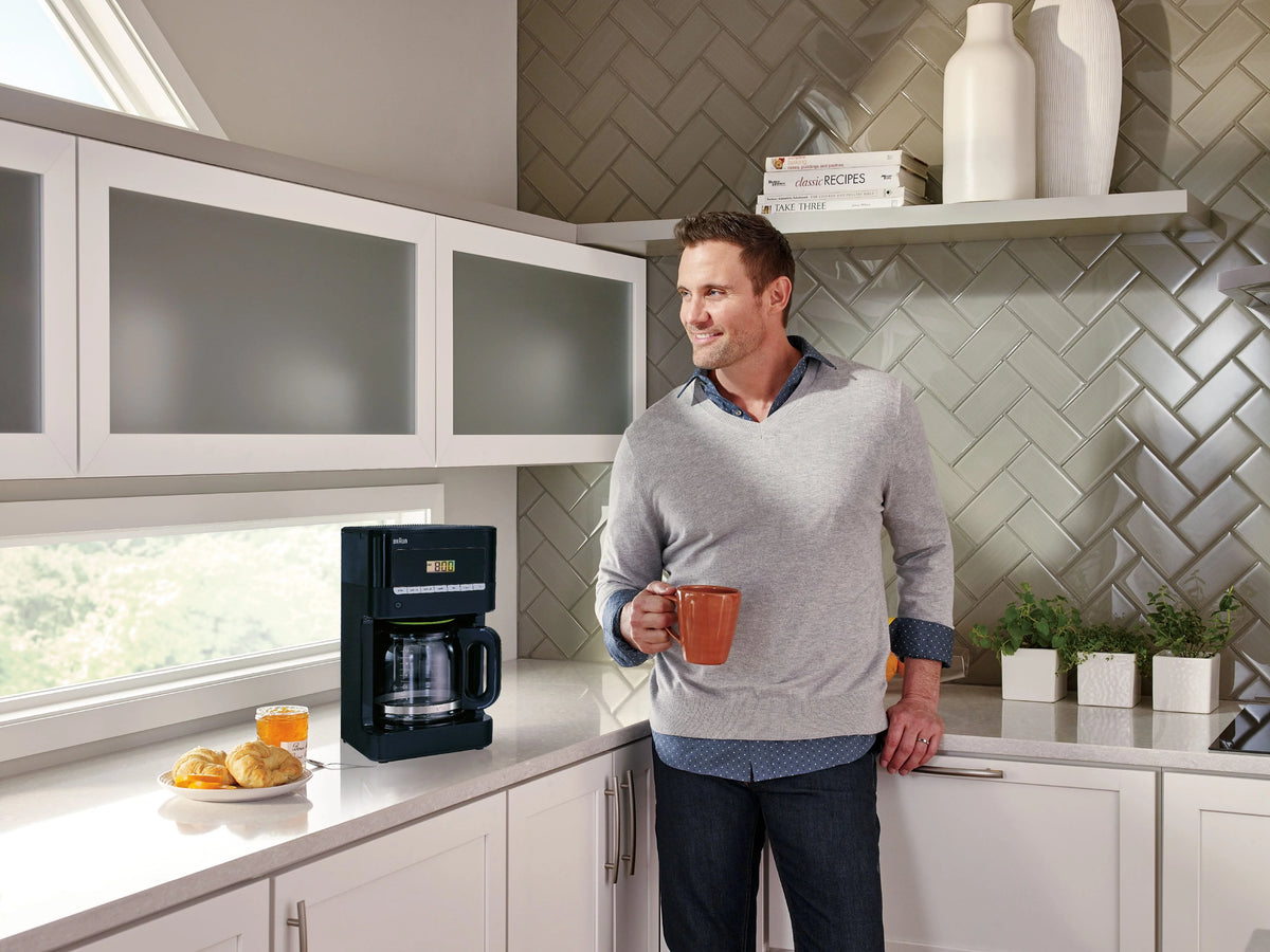 Black 12 Cup Drip Coffee Maker Q783