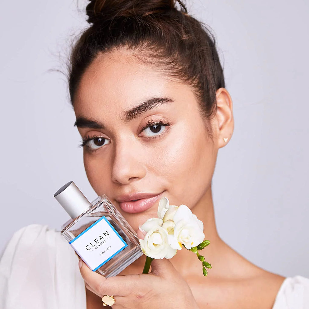 Eau De Parfum Spray 1 oz C8191