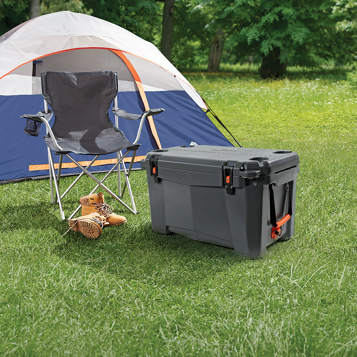 52 Quart Hard Sided Chest Cooler Y7075
