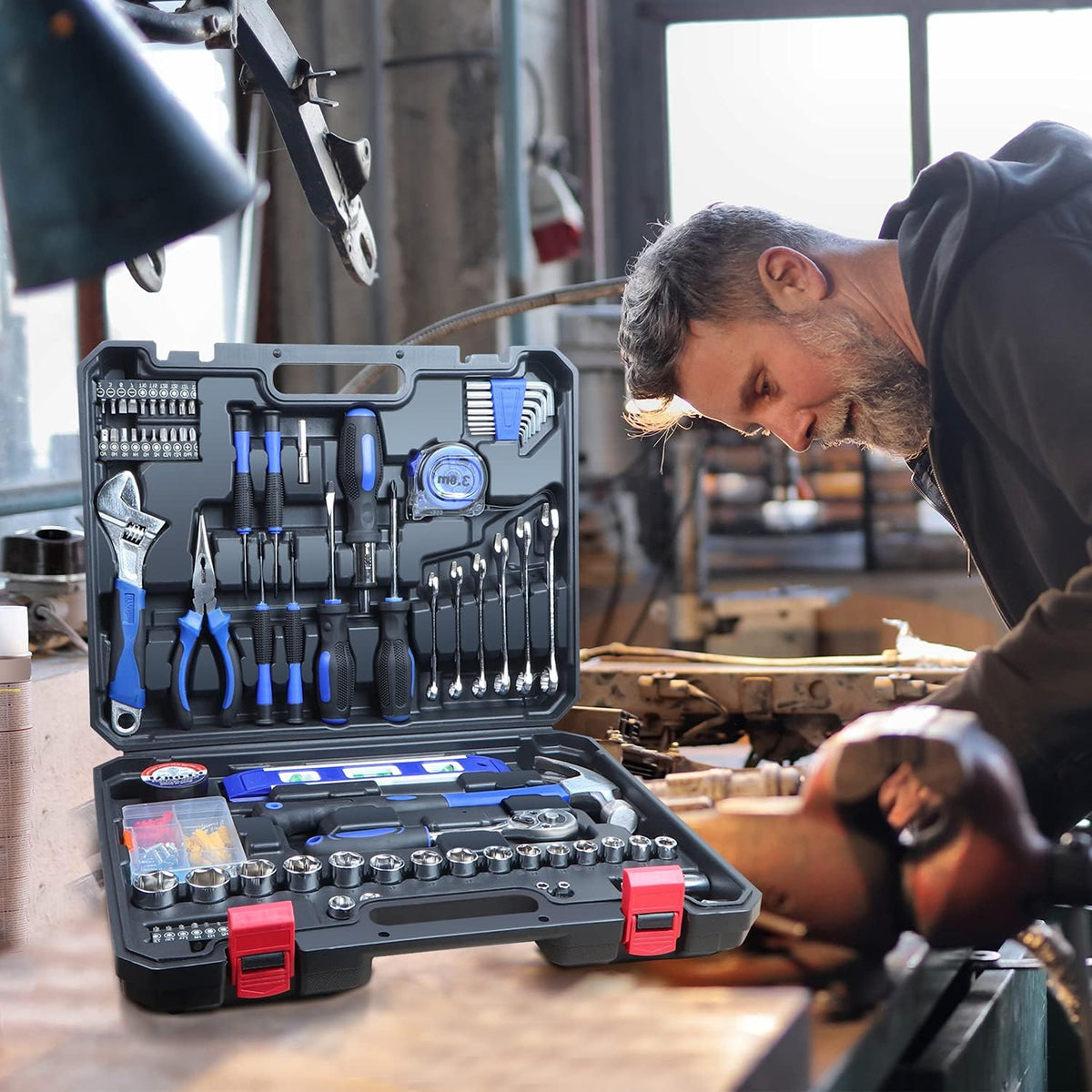 146 Piece Tool Kit with Plastic Toolbox Storage Case Q177772