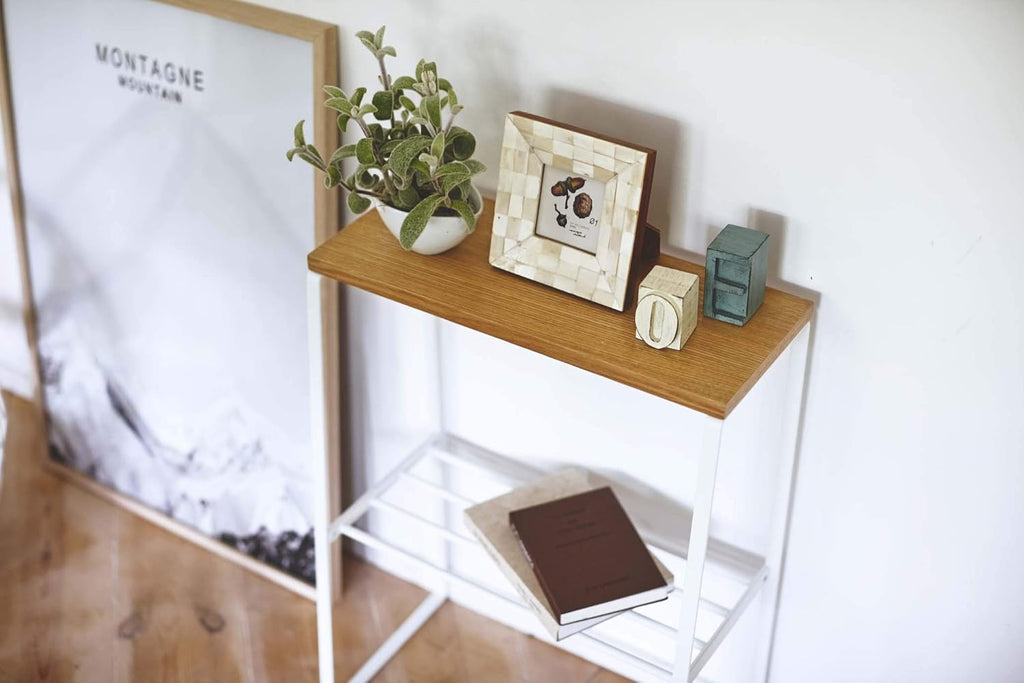 White Narrow End Table Y453