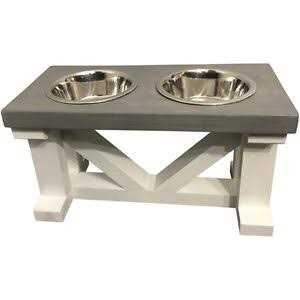 Elevated Dog Feeder M7704