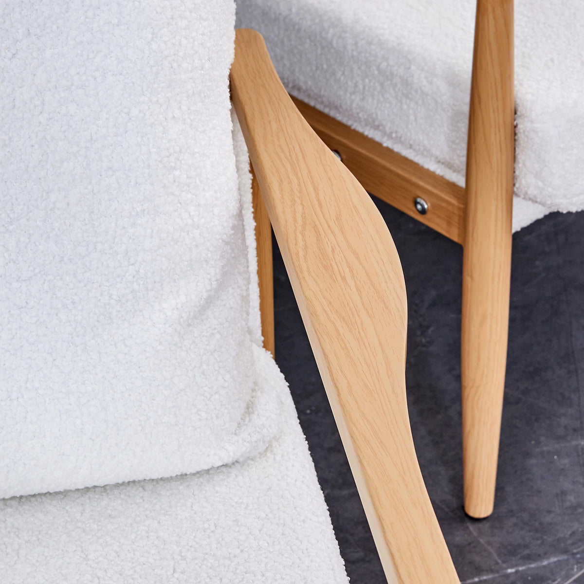 Teddy Velvet Accent Arm Chair with Metal Frame U232