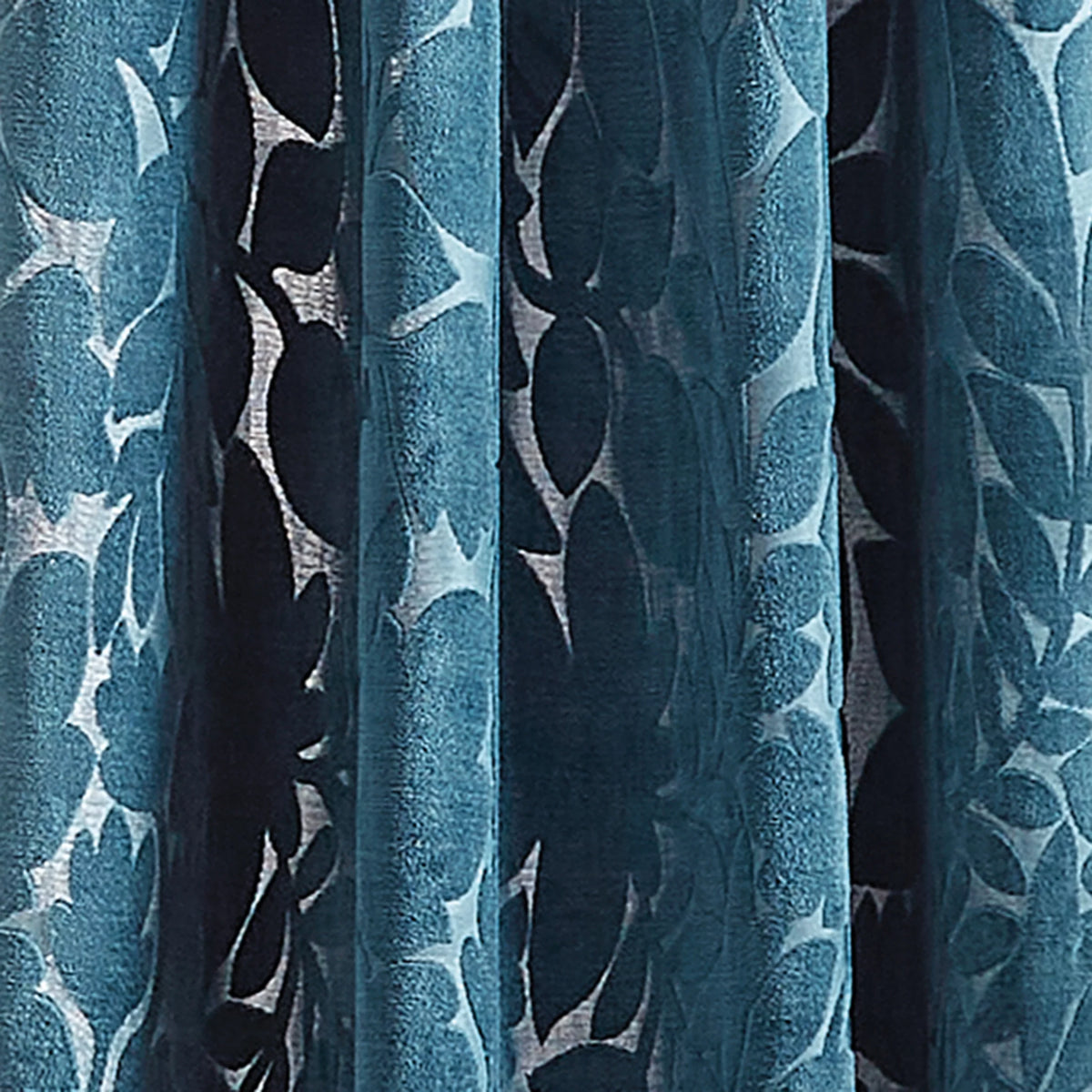 Velvet 2 Piece Light Filtering Curtain Set E34065