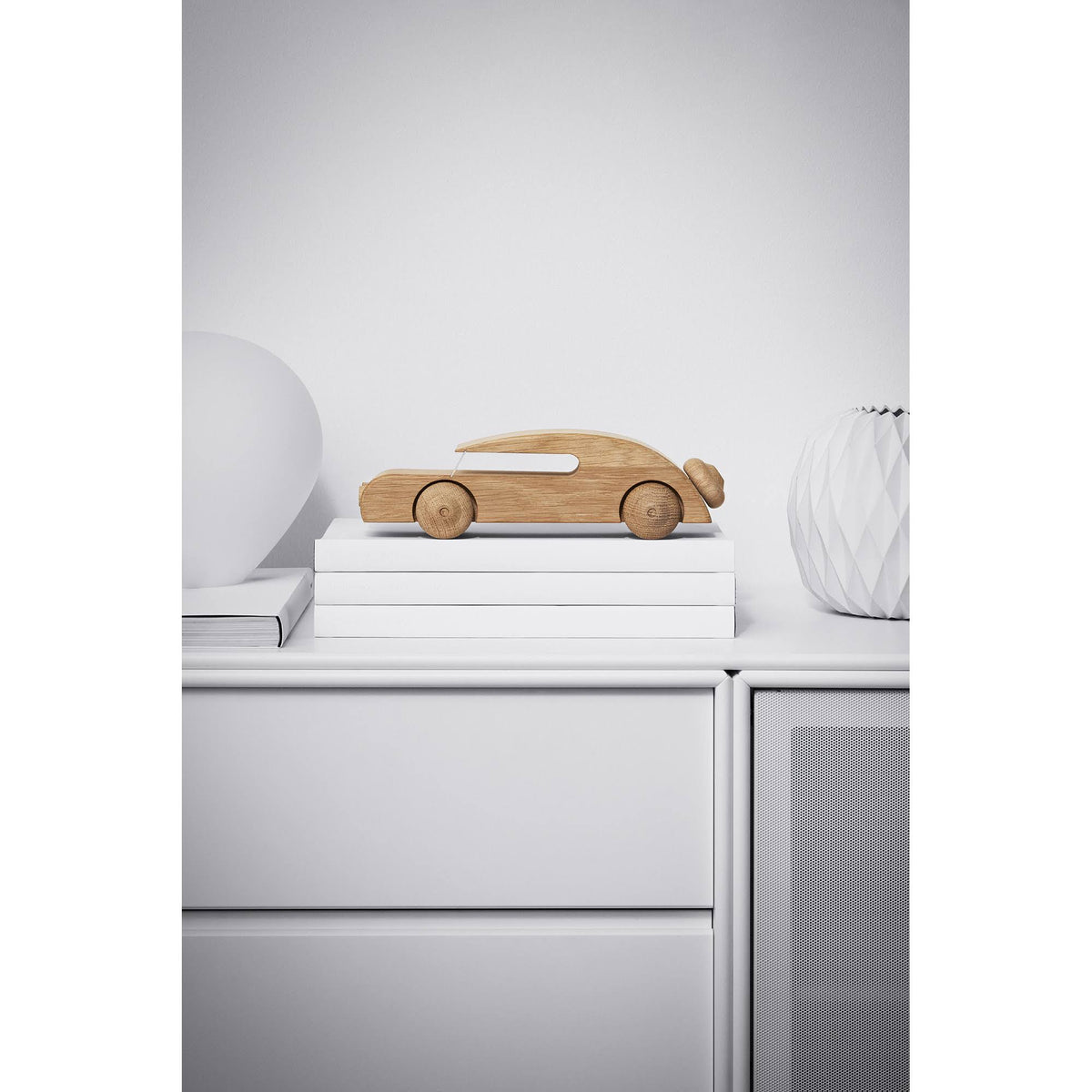 Natural Oak Automobile Sedan U770