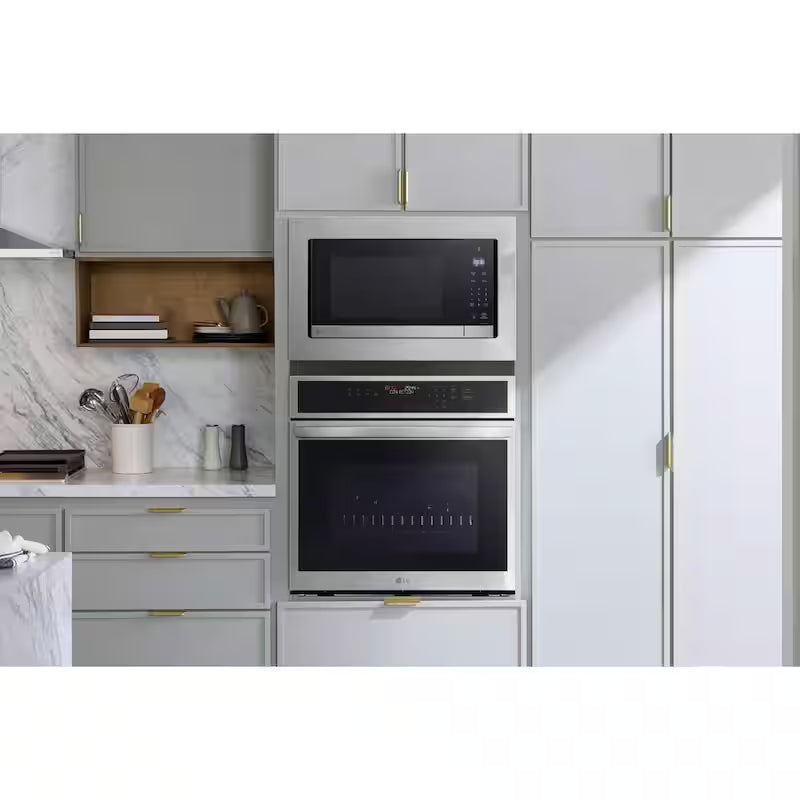 1200-Watt Countertop Microwave with Smart Inverter P39916