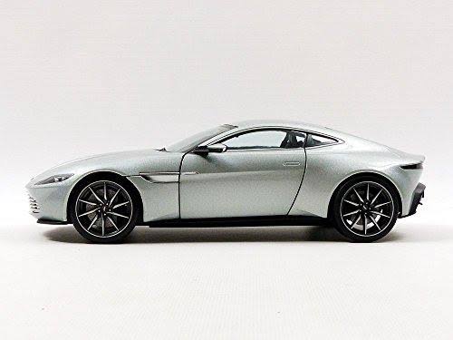1/18 Diecast P854228