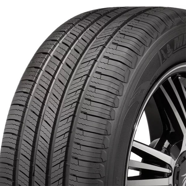 All Season 265/65R18 114T Light Truck Tire R7315