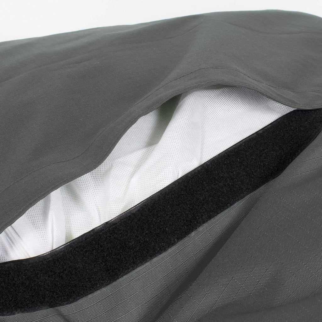 Chew Resistant Pet Napper Black / Small M85408